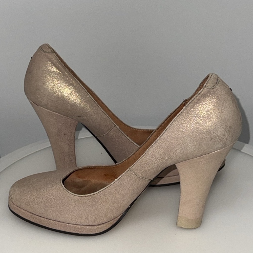 Authentic Ted Baker Designer Studded Leather Heel… - image 7